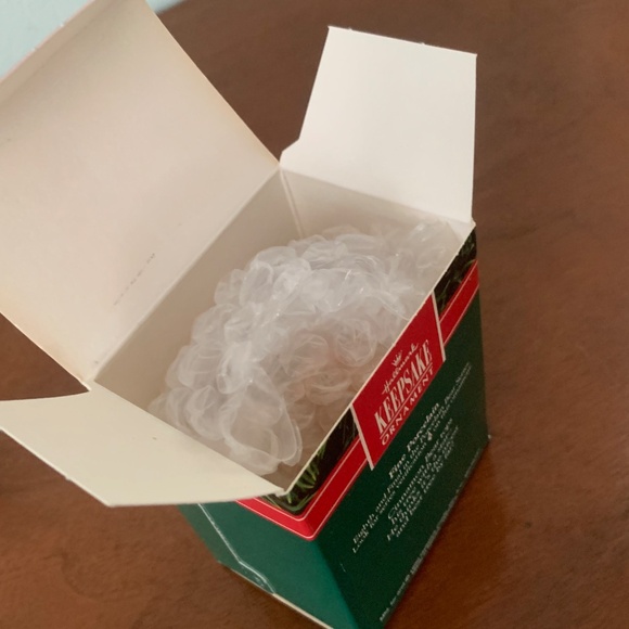 Hallmark Keepsake Ornament 1990 Cinnamon Bear #8 in Series - Picture 5 of 7